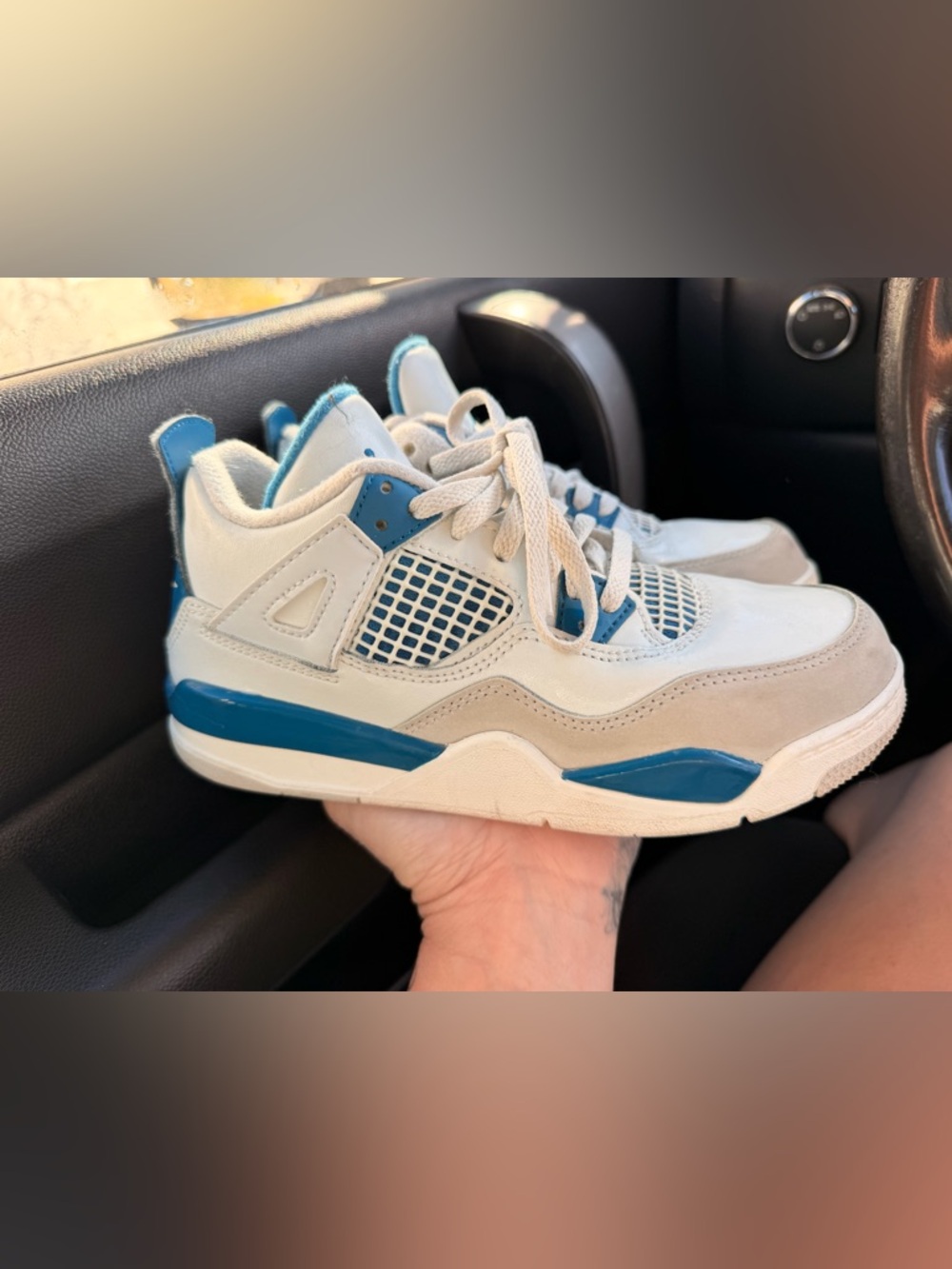 Jordan Kids White and Blue Retro Style Lace-Up Sneakers